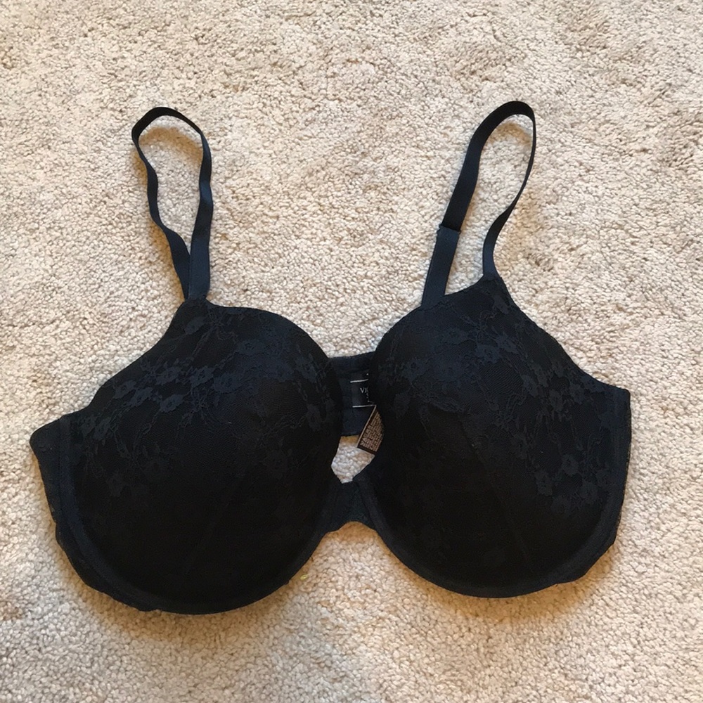 Victoria’s Secret Lined Perfect Coverage Bra
